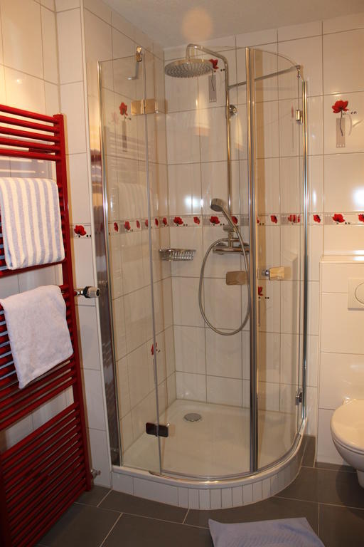 Hotel Restaurant Wolfsschlucht Bad Muenstereifel Zimmer foto